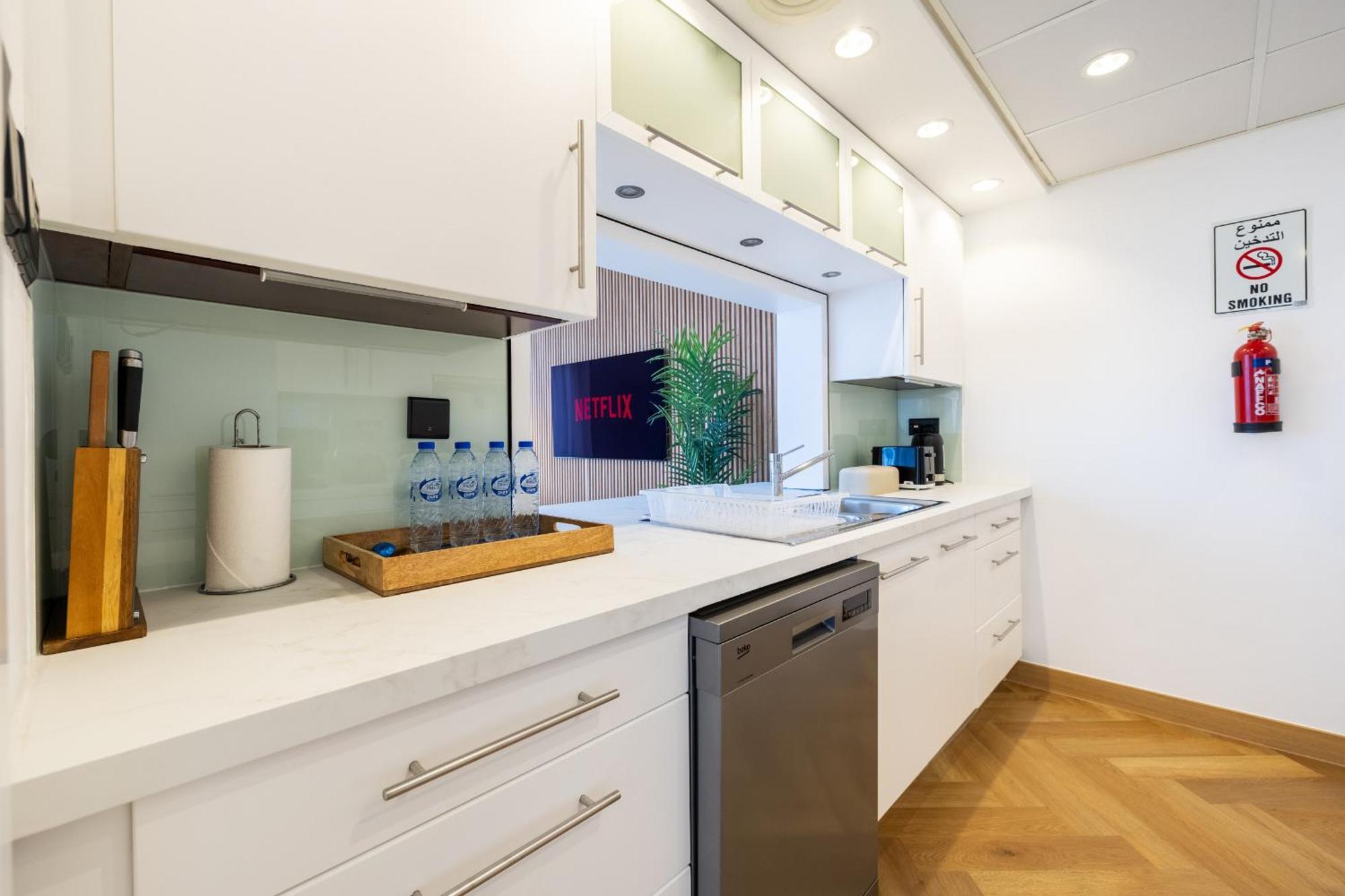 Upgraded Apartment With Stunning Burj Khalifa View Dubai Eksteriør billede